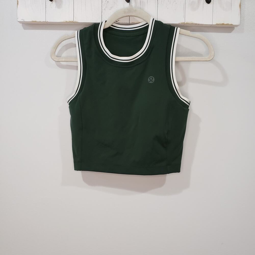 Lululemon Varsity Scoop Neck Cropped Tennis Tank Green Size 6 Medium Support